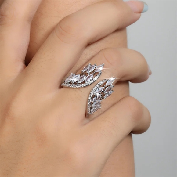 Silver Angel Style Wings Adjustable Ring - Picture 6 of 9